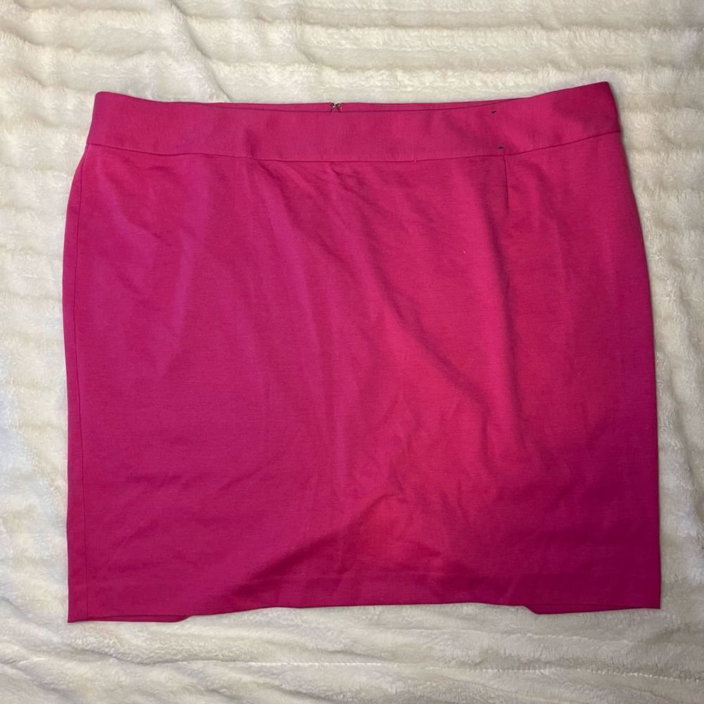 Lane Bryant Hot pink plus size pencil with slit skirt size 28 EUC